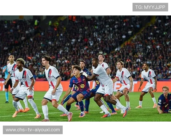 弗里克逼疯对手!巴萨训练强度曝光像军营,巴萨近年训练服 弗里克逼疯对手!巴萨训练强度曝光像军营,巴萨近年训练服