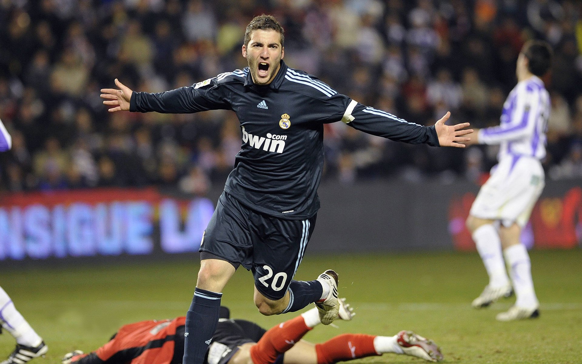 爱游戏官方-博卡后防线重建提上日程，博卡l19